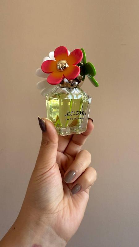 عطر زنانه Marc Jacob’s daisy wild eau so intense