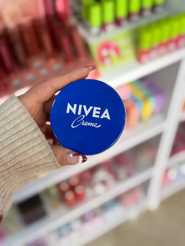 کرم نیوآ اورجینال