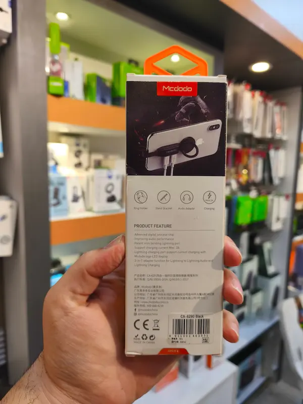 تبدیل لایتنینگ 4 کاره مک دودو Mcdodo CA-6290 Lightning Cable با قابلیت استند