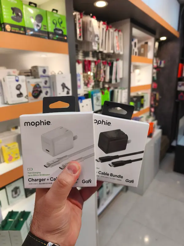 شارژر دیواری 40 وات موفی مدل ESS GAN 40W 1C به همراه کابل تبدیل USB-C