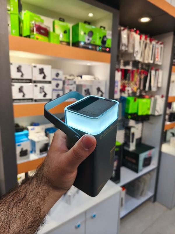 پاور بانک ریمکس RPP-596 ظرفیت 40000mAh