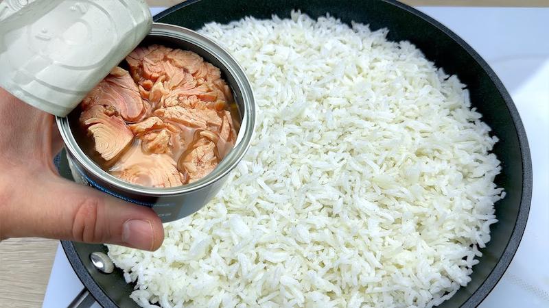 پلو تن ماهی