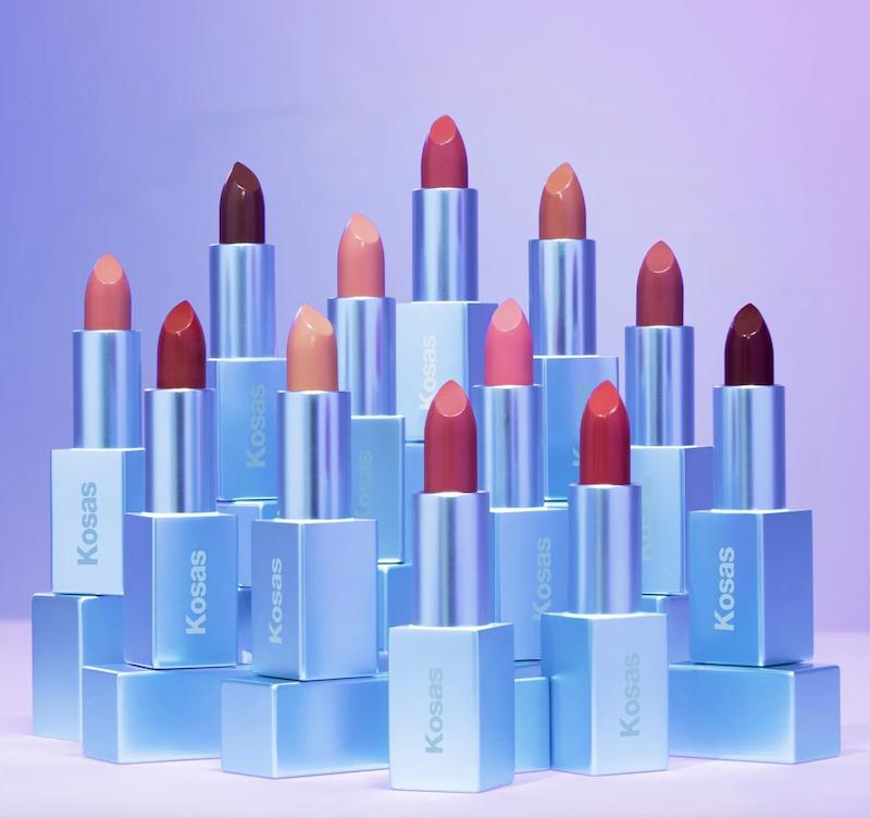 رژ لب کوساس, رژ لب Weightless Lip Color, رژ لب ساتن کوساس, رژ لب نرم و سبک, رژ لب مرطوب‌کننده, رژ لب کرمی ساتن, رژ لب با کره مانگو, رژ لب حاوی کره کاکائو, رژ لب حاوی روغن رز هیپ, رژ لب تغذیه‌کننده لب, رژ لب بدون احساس سنگینی, رژ لب one-swipe, رژ لب قابل لایه‌گذاری, رژ لب پوشش شفاف تا متوسط, رژ لب استیند طبیعی, رژ لب برای استفاده روزانه, رژ لب برای لب خشک, رژ لب ضد خشکی, رژ لب با روغن‌های گیاهی, رژ لب با ویتامین و آنتی‌اکسیدان, رژ لب بافت نرم و satiny, رژ لب ضد ماسیدن؟ (کنترل لغزش خوب),