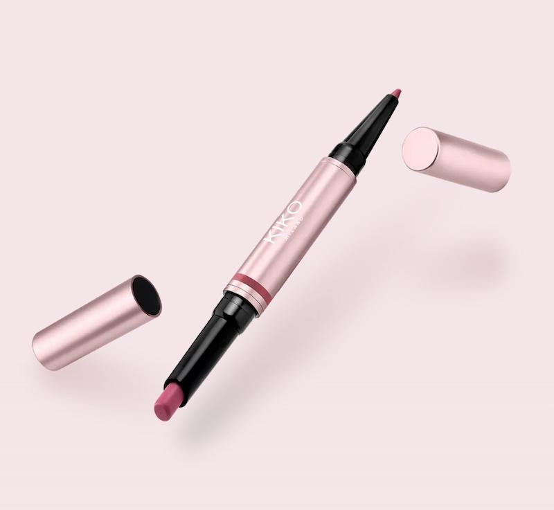 رژلب KIKO, رژلب و مداد لب 2 در 1, Days in Bloom رژلب, رژلب KIKO Milano, رژلب کرمی ساتن, رژلب پیگمنت‌دار, مداد لب اتوماتیک KIKO, مداد لب twist up, رژلب با عصاره گل رز, رژلب با رایحه شکوفه پرتقال, رژلب ساتن, رژلب 1 گرم, رژلب ساخت ایتالیا, رژلب فول کالر ساتن, رژلب قابل حمل KIKO, رژلب فصل بهار Days in Bloom, مجموعه Days in Bloom کیکو, رژلب و مداد لب چندمنظوره, رژلب برای لایه‌گذاری, رژلب بدون نیاز به مداد جداگانه, مداد لب نازک و دقیق, افزایش چسبندگی رژلب, تثبیت رنگ لب, رژلب پوشش بالا از اولین کشش, رژلب کرمی و راحت, فرمول با عصاره انار و تمشک, رژلب با ماندگاری مناسب, محصول تست درماتولوژیک, رژلب مناسب برای لمس روزمره, رژلب برای آرایش مونوکروماتیک لب, رژلب مناسب سفر، رژلب برای هدیه، رژلب KIKO اورجینال، خرید رژلب KIKO Milano، قیمت رژلب KIKO در فروشگاه‌ها،