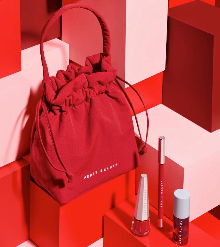 کیف آرایش قرمز گیلاسی فنتی بیوتی  Fenty Beauty 