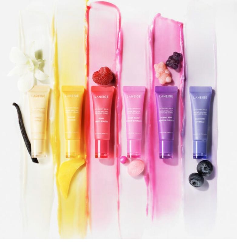 بالم لب لانیژ، بالم لب Laneige، Laneige Lip Glowy Balm، بالم لب آبرسان، بالم لب براق، بالم لب کره‌ای، بالم لب خارجی، بالم لب اصل، بالم لب اورجینال، بالم لب نرم کننده، بالم لب مرطوب کننده، بالم لب روزانه، بالم لب مراقبتی، بالم لب شیشه‌ای، بالم لب درخشان، بالم لب طبیعی، بالم لب سبک، بالم لب غیر چسبناک، بالم لب میوه‌ای، بالم لب خوشبو، بالم لب برای لب خشک، بالم لب برای لب ترک خورده، بالم لب مغذی، بالم لب نرم کننده قوی، بالم لب آبرسان قوی، بالم لب کره ای اصل، محصولات لانیژ، مراقبت از لب، آبرسان لب، نرم کننده لب، درمان خشکی لب، لب نرم و لطیف، لب سالم، لب درخشان، لب براق، لب شاداب، لب بدون پوسته، لب بدون خشکی، مراقبت روزانه لب، روتین مراقبت لب، بالم لب دخترانه، بالم لب زنانه، آرایش لب طبیعی، برق لب آبرسان، بالم لب شفاف، بالم لب نچرال، بالم لب برای کیف آرایش، بالم لب مسافرتی، بالم لب سبک روزانه، بالم لب لوکس، محصولات مراقبت لب، بالم لب محبوب، بالم لب ترند، بالم لب اینستاگرامی، بالم لب تیک تاک، lip balm, lip glowy balm, laneige lip balm, hydrating lip balm, moisturizing lip balm, korean lip balm, glossy lip balm, shiny lips, healthy lips, soft lips, lip care, lip moisturizer, nourishing lip balm, daily lip balm, lip hydration, dry lips treatment, lip glow, korean skincare, beauty lip balm, lightweight lip balm, non sticky lip balm, smooth lips, radiant lips, lip conditioning balm, lip treatment, luxury lip balm, fruit lip balm, hydrating gloss balm, lip repair balm, lip care routine, laneige skincare, glowy lips, glass lips, dewy lips, premium lip balm, bestselling lip balm.