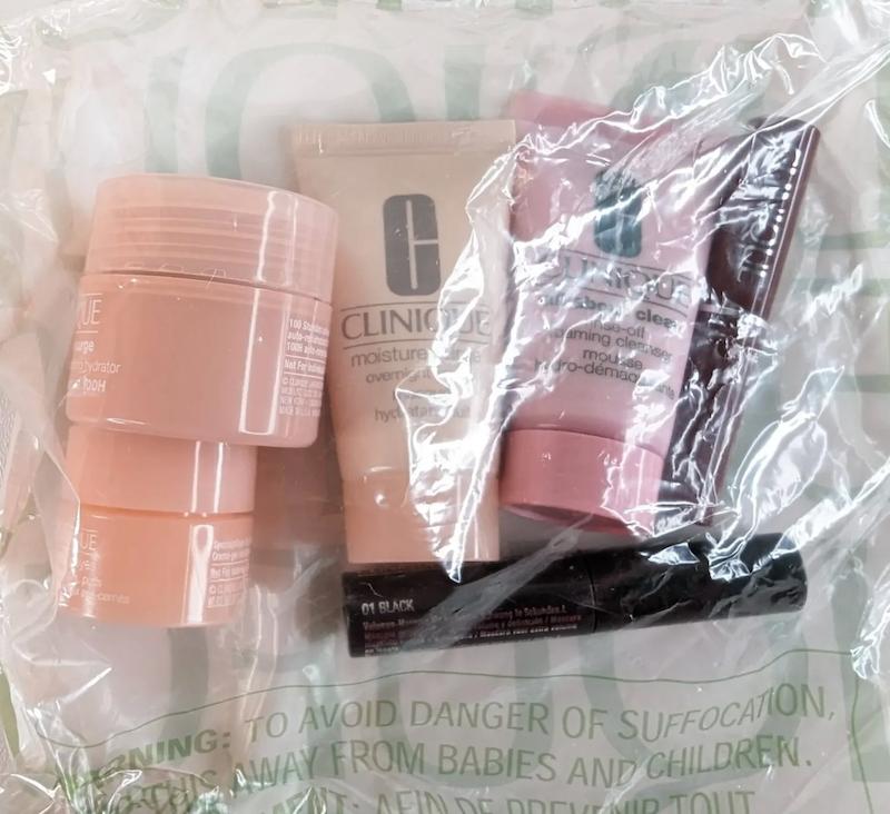 Clinique 6 Pcs Makeup Gift set