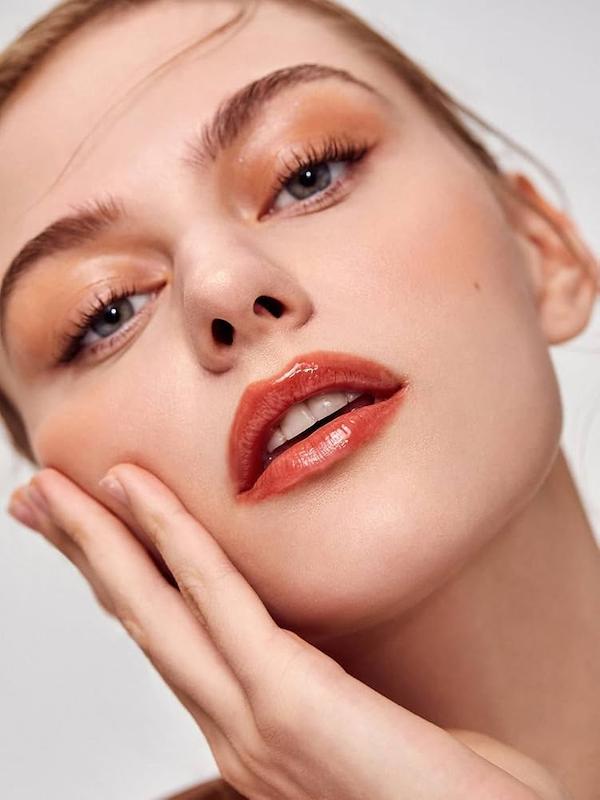 لیپ گلاس براق شیگلم مدل گلیز دیز Sheglam