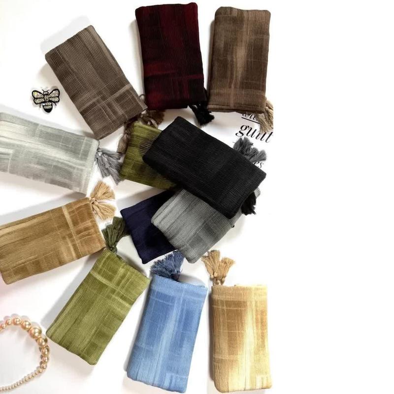 شال برشکا طرح دار رنگی