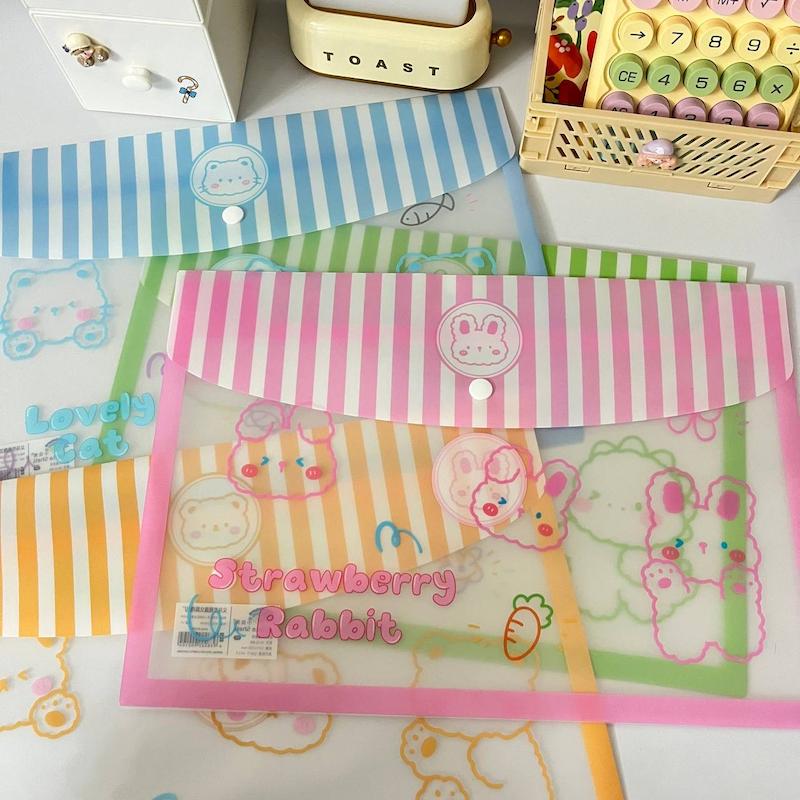 کاور دکمه دار راه راه