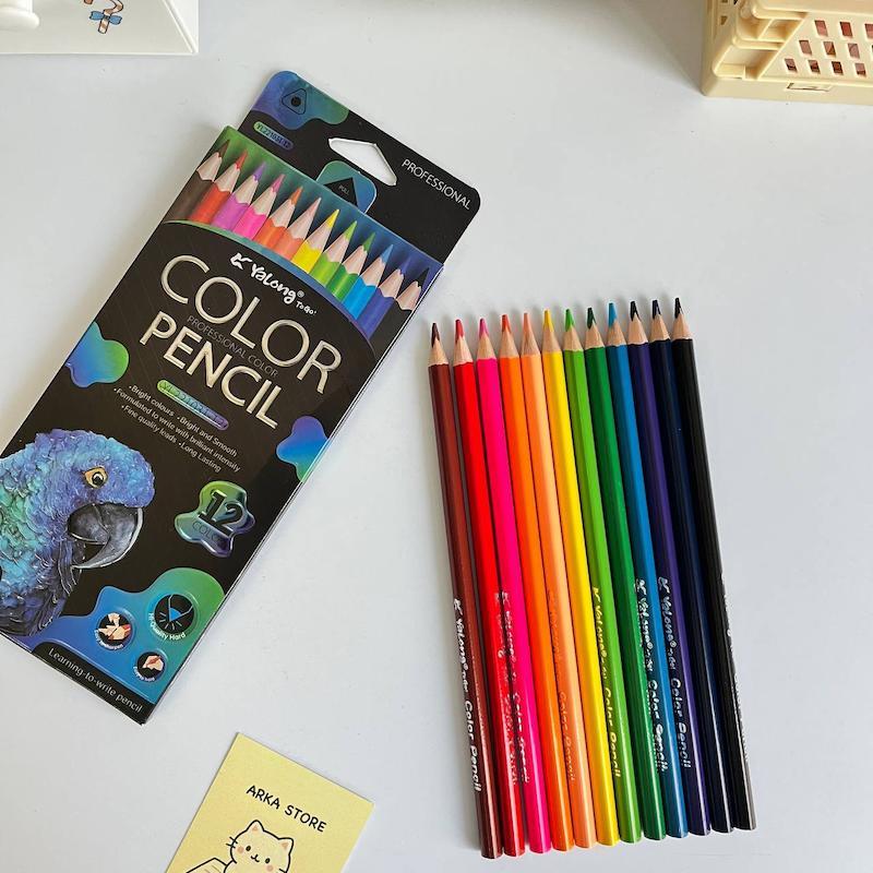 مداد رنگی 12 رنگ مقوا مشکی 