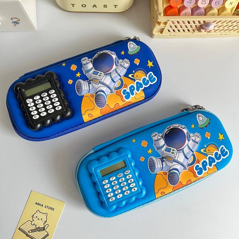 جامدادی نیمه تبلتی ماشین حسابدار فضانورد