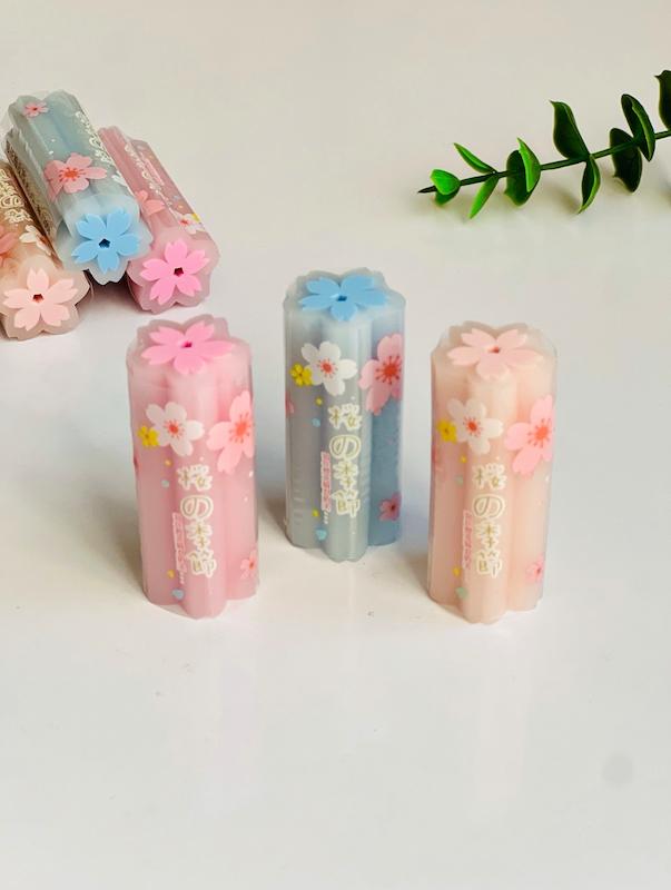 پاکن مغزدار شکوفه