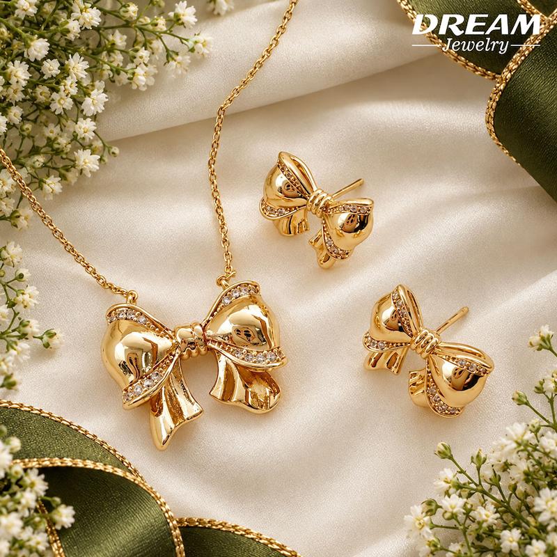 نیمست پاپیون طرح‌طلا DREAM (با زنجیر)