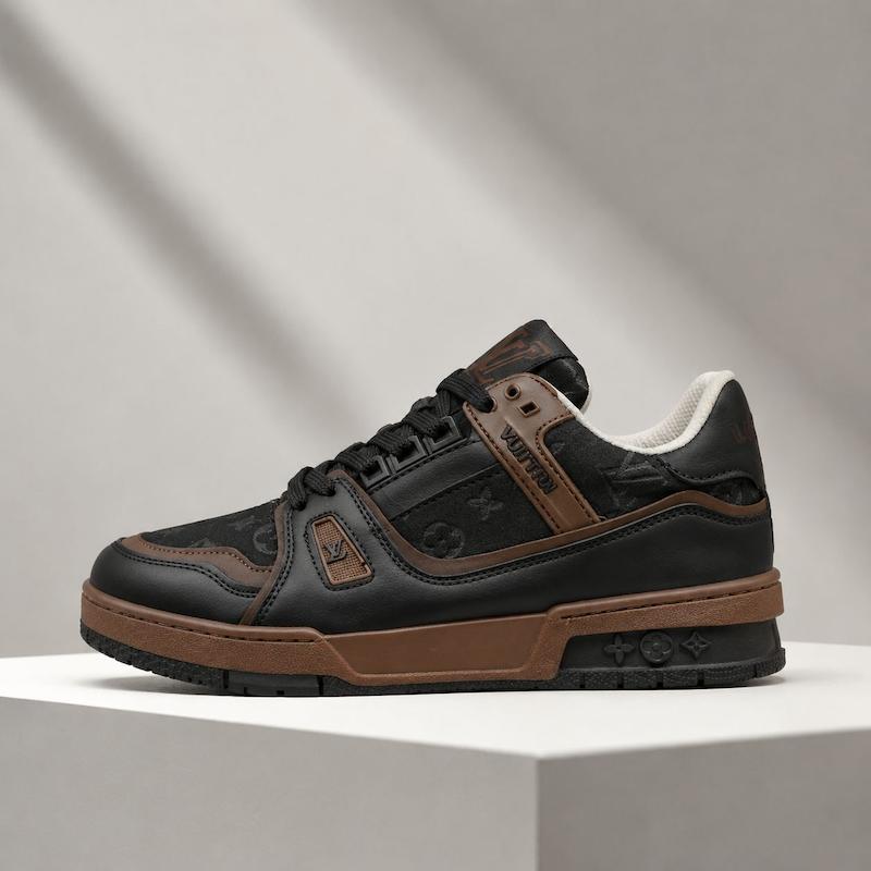 اسنیکر لوئی ویتون (Louis Vuitton) زنانه مدل Trainer؛ تجسم لوکس‌گرایی در استایل خیابانی