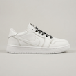  کتونی نایکی جردن ۱ لو سفید با بند مشکی زنانه | Air Jordan 1 Low White (Black Laces)