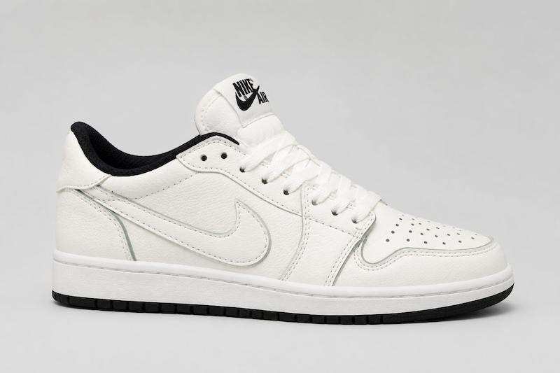 کتونی نایکی جردن ۱ لو زنانه (Air Jordan 1 Low) - رنگ سفید مشکی مینیمال