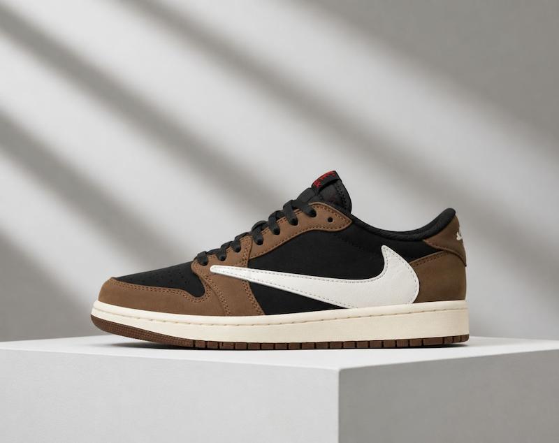 کتونی نایکی جردن ۱ لو زنانه(Air Jordan 1 Low) - رنگ قهوه‌ای مشکی (Palomino Style)