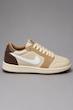 کتونی نایکی جردن ۱ لو زنانه (Air Jordan 1 Low) - رنگ بژ و قهوه‌ای (Sand & Mocha)