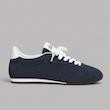 کتونی زنانه آلوا جیر سرمه‌ای با بند سفید و زیره قهوه‌ای | Alva Women’s Navy Suede Sneaker