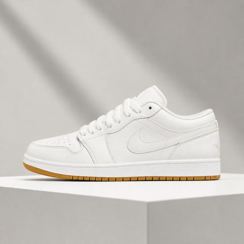 کتونی نایک ایر جردن ۱ لو مردانه سفید کامل Nike Air Jordan 1 Low All White Gum Sole