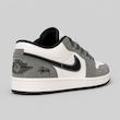 کتونی جردن ۱ لو مردانه سفید طوسی با سووش مشکی و بند خال‌دار  Jordan 1 Low White Grey Black Swoosh Stussy Style
