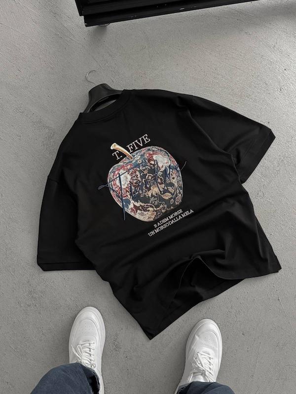 تیشرت طرح سیب مشکی