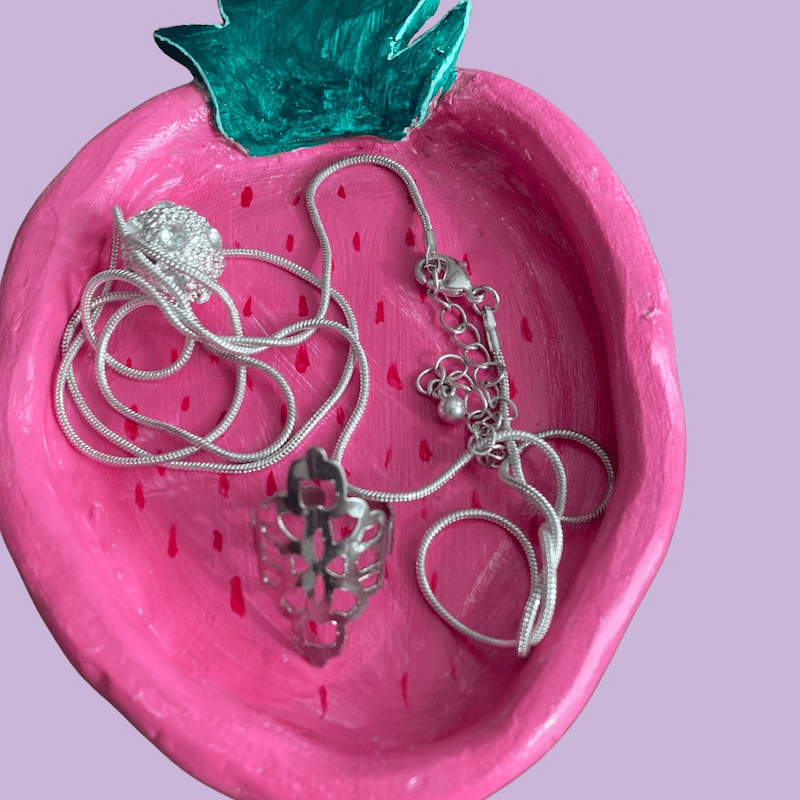 جای جواهر توت فرنگی