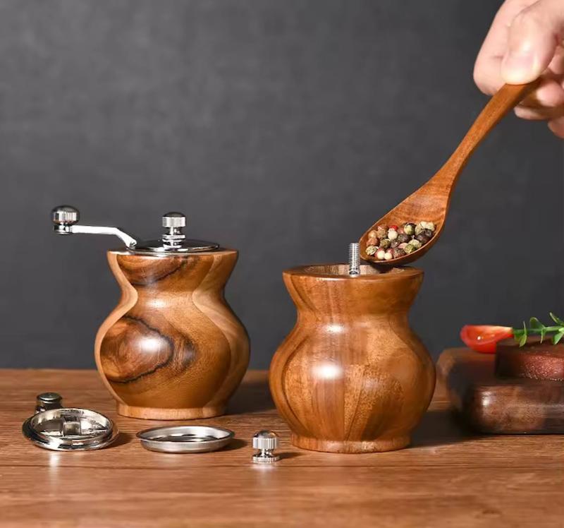 فلفل‌ساب و زعفران‌ساب دستی مدل «کمر باریک» – چوب بامبو وارداتی  