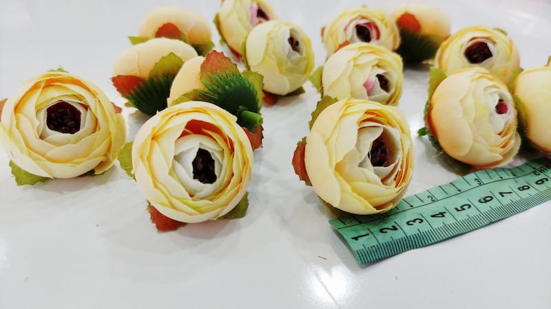 سرگل نسترن کرم 10 عددی