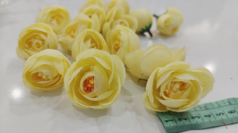 سرگل نسترن کرم 10 عددی