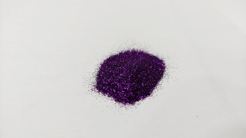 اکلیل ریز بادمجانی 