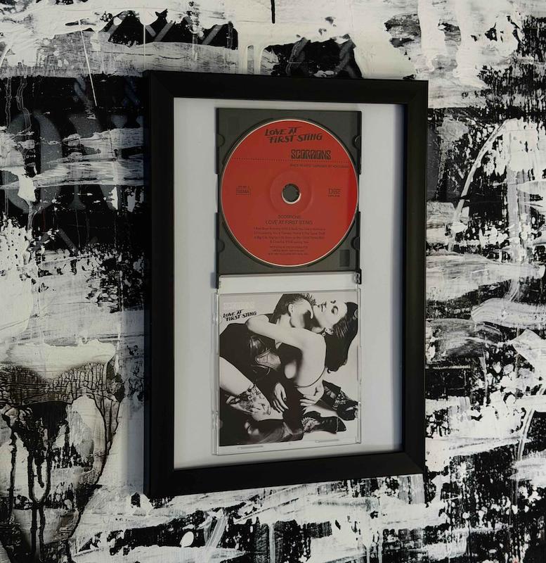 Scorpions - Love at first sting