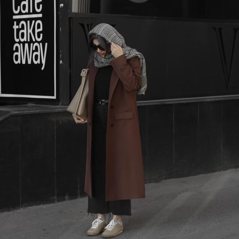 اور کت باربی قهوه‌ای