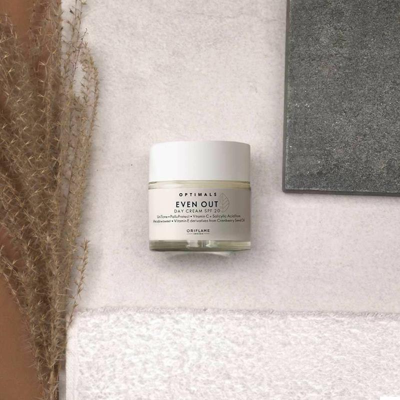 کرم روز ضدلک ایون اوت 