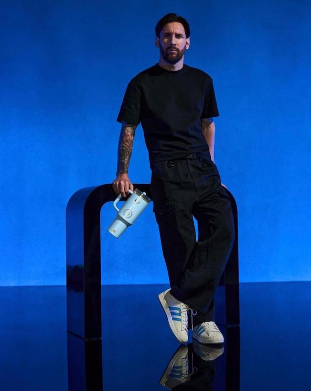تراول ماگ استنلی مدل MESSI با درب ضد نشتی گنجایش ۱.۱۸ لیتر