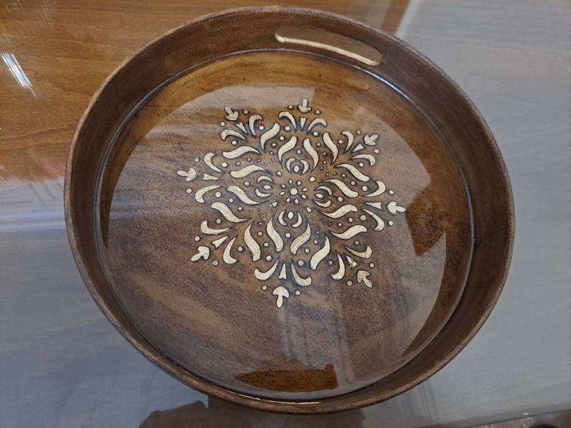 سینی چوبی رزینی با طرح پتینه