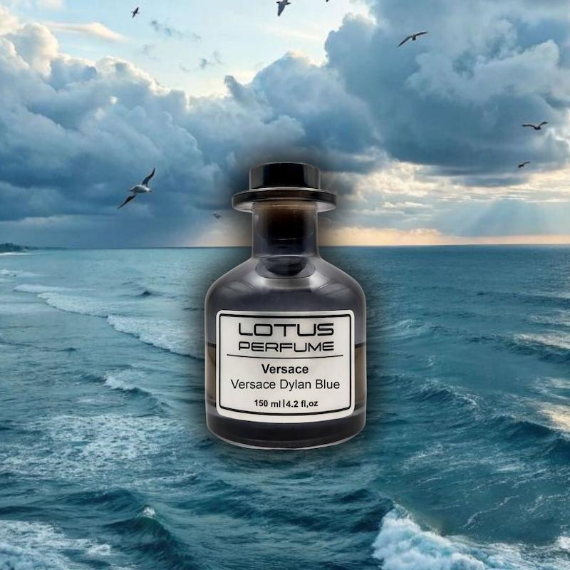 Versace Dylan Blue | دیلان بلو از ورساچه (هر میل)