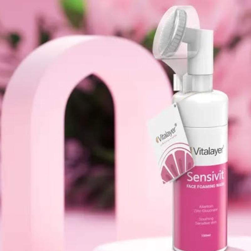 فوم پاک کننده صورت ویتالیر مدل Sensivit مناسب پوست حساس حجم 150میلی لیتر