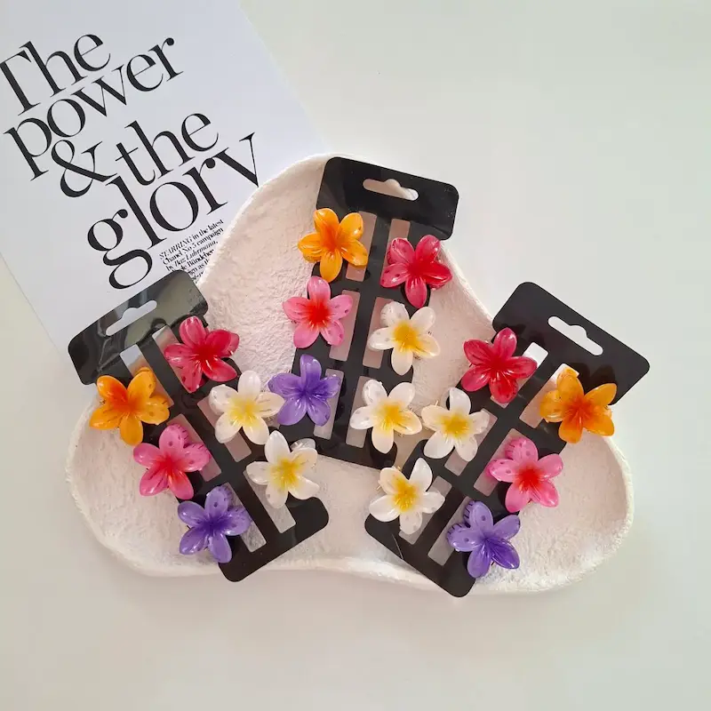 مینی کلیپس پلومریا