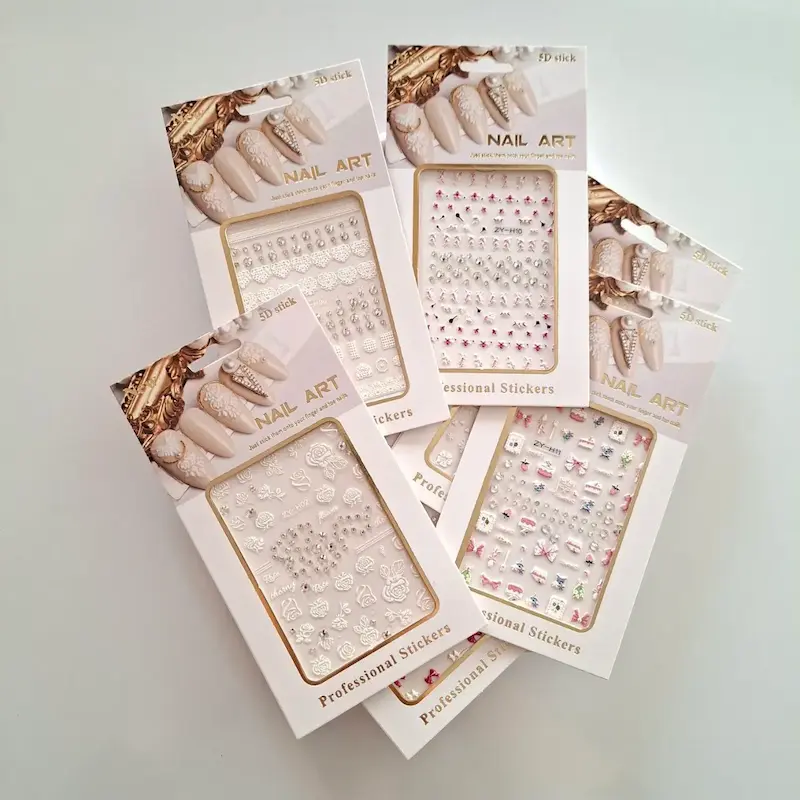 استیکر ناخن