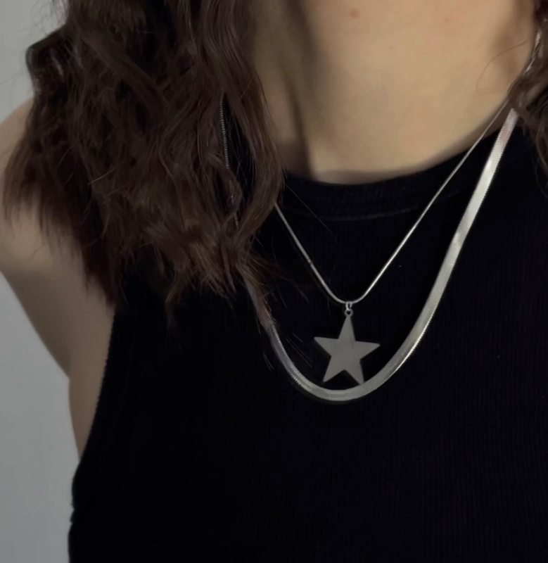 گردنبند دولاین ماری ستاره