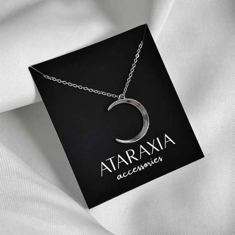 گردنبند ماه 