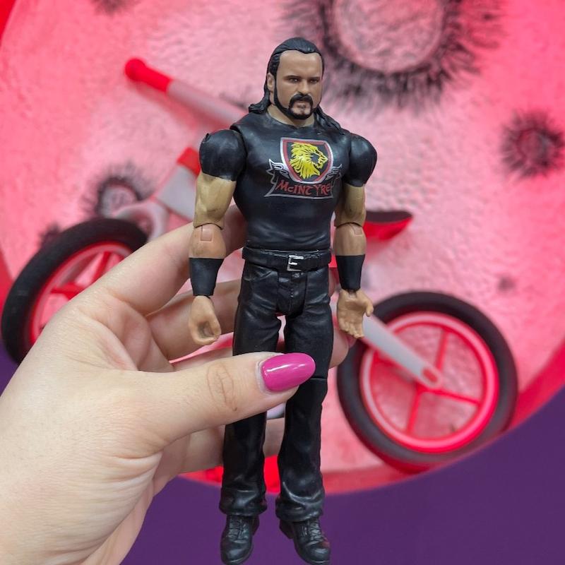 شخصیت کشتی کج برند Mattel