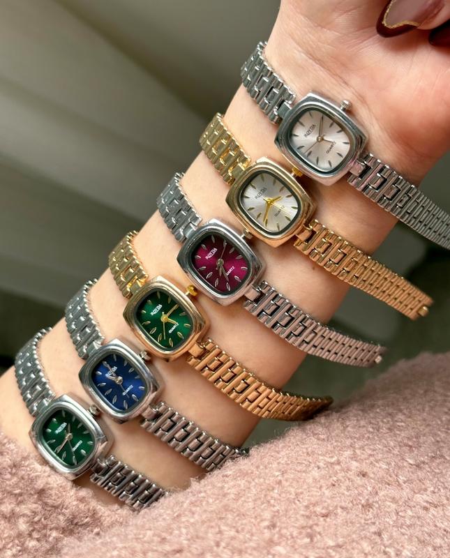 ساعت طرح نوا 