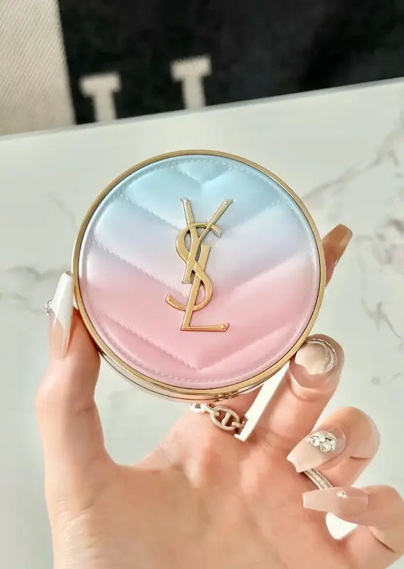 کوشن ایوسن لورن YSL🦢🎀