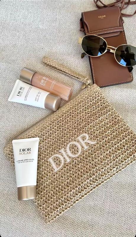 کیف آرایشی دیور Dior raffia 🌾👝