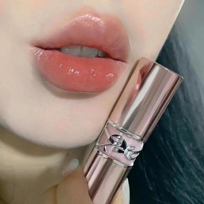 لیپ بالم رنگی ایوسن لورن کندی Ysl Loveshine Candy Glow 