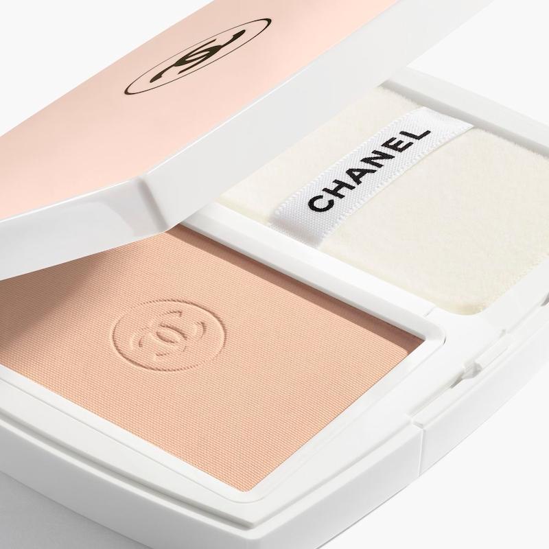 پنکیک روشن‌کننده و درخشان‌کننده شنل Chanel LE BLANC