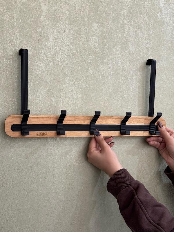 آویز پشت درب هما